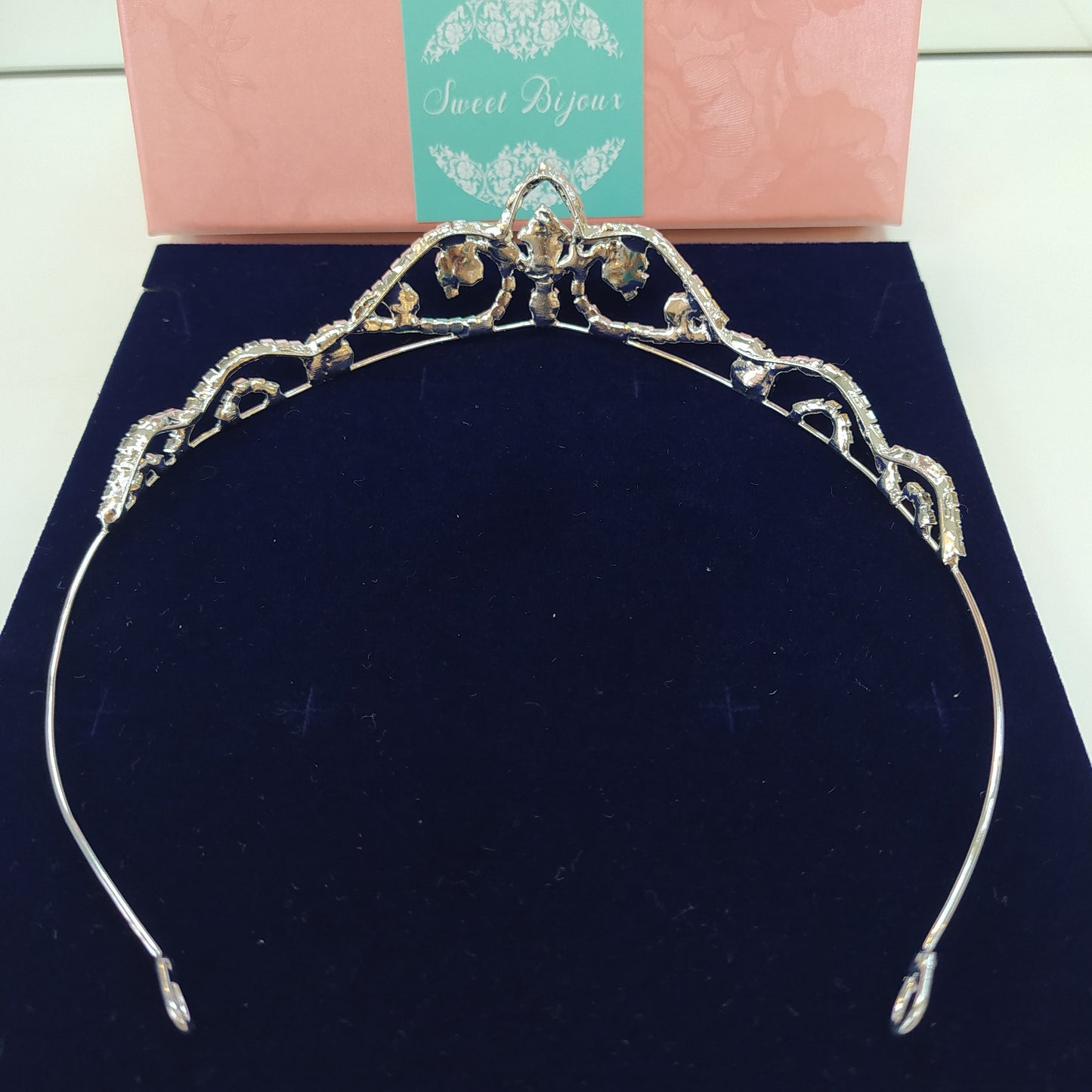 Coroa de daminha com zircônia 1651B43