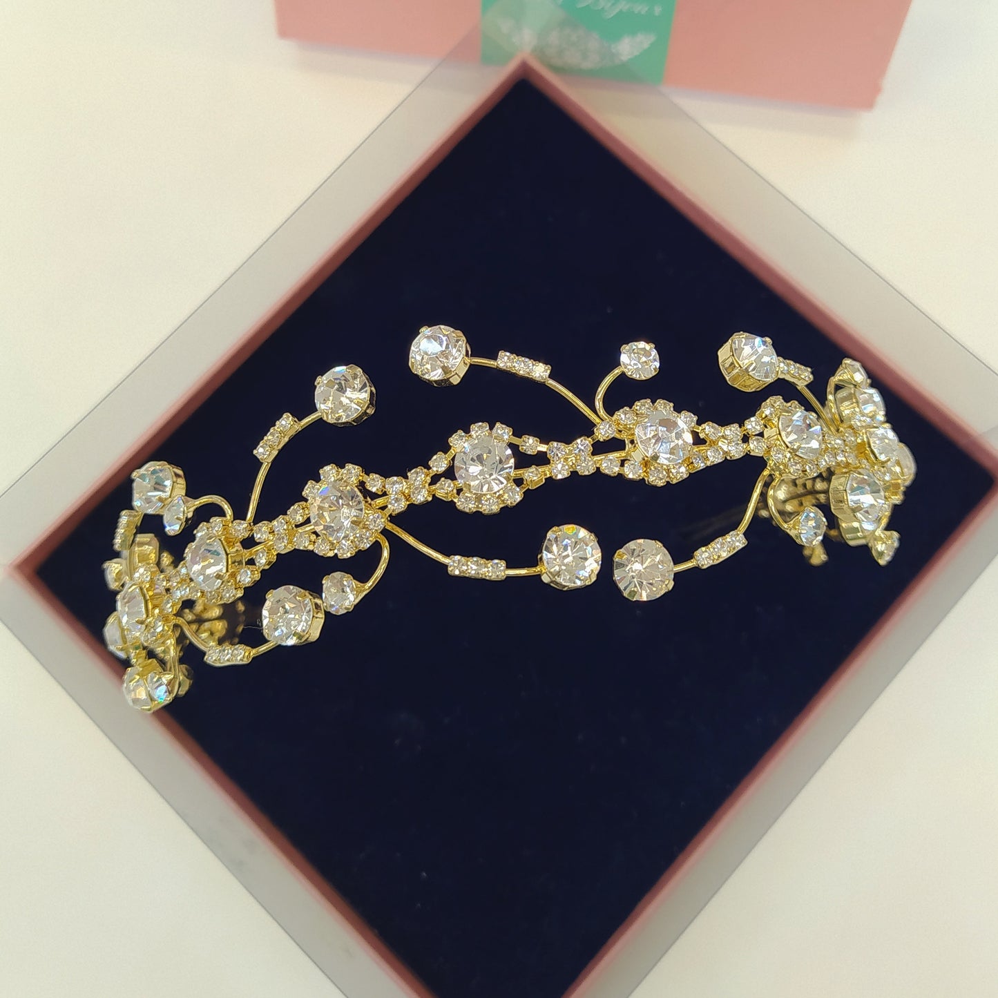 Tiara de noiva com cristais dourada 17B949B