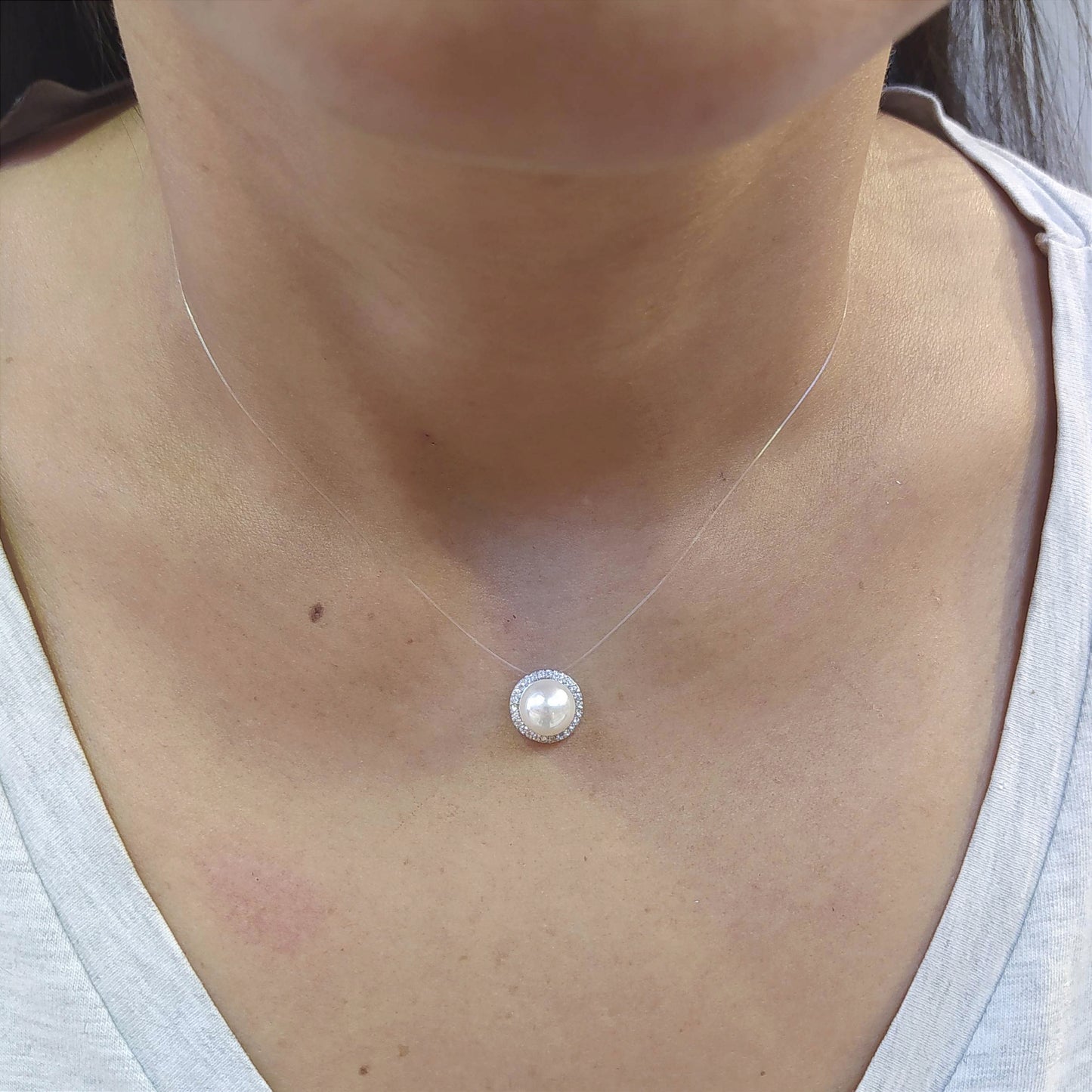 Colar ponto de luz de pérola 1AFE35F