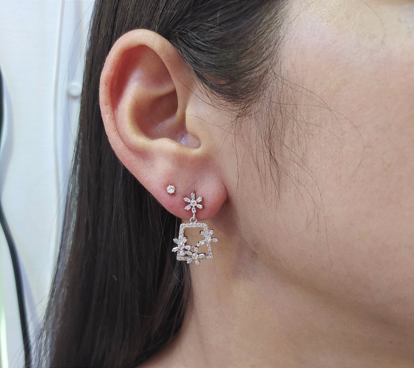 Brinco de zircônia 1D56D89