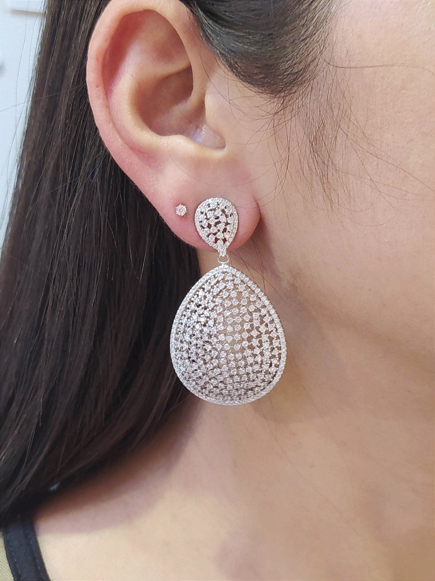 Brinco de zircônia 1D58371