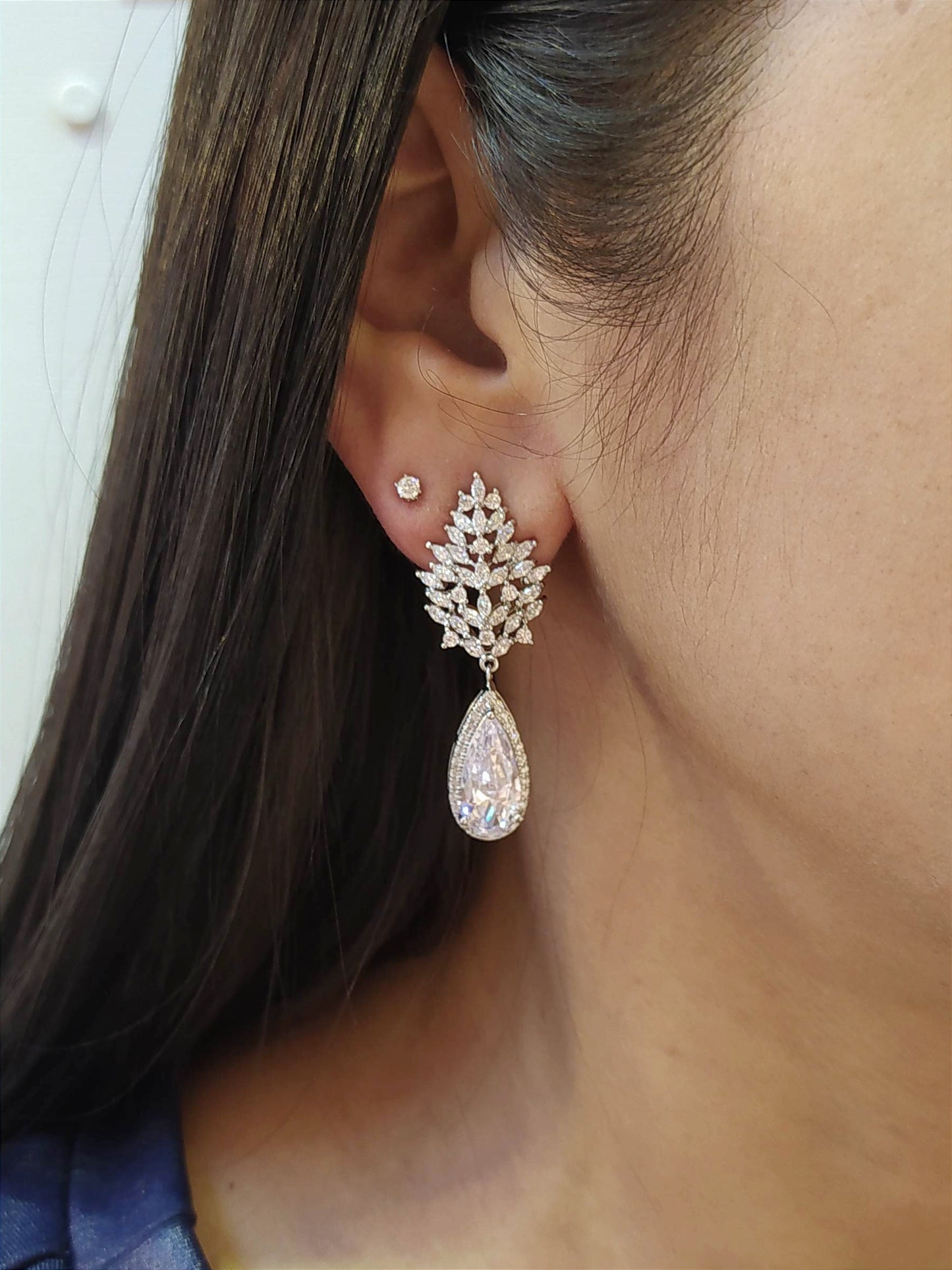 Brinco de zircônia 1D655D8