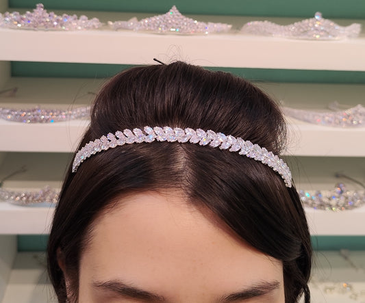 Tiara de zircônia 20327BB