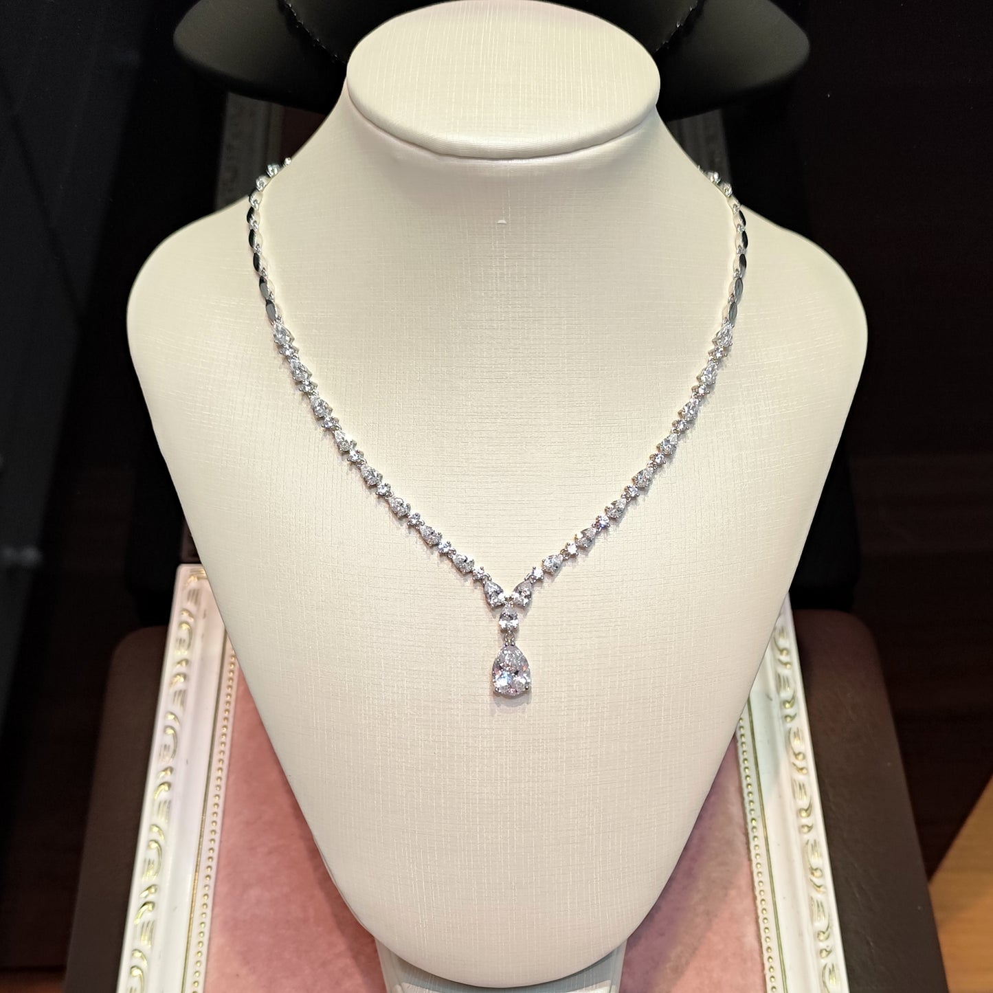 Colar de zircônia 137D149
