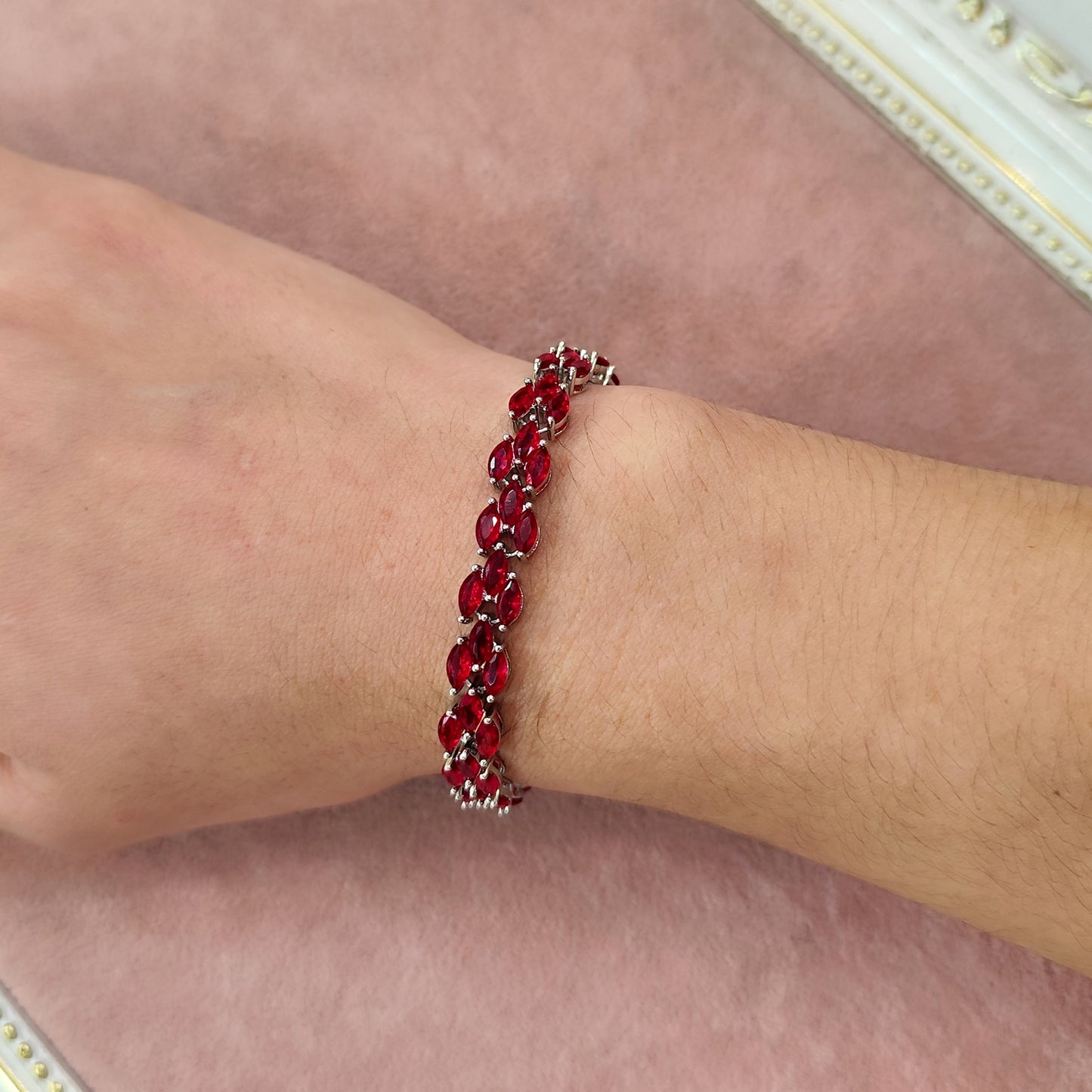 Pulseira de zircônia vermelha 20832BA
