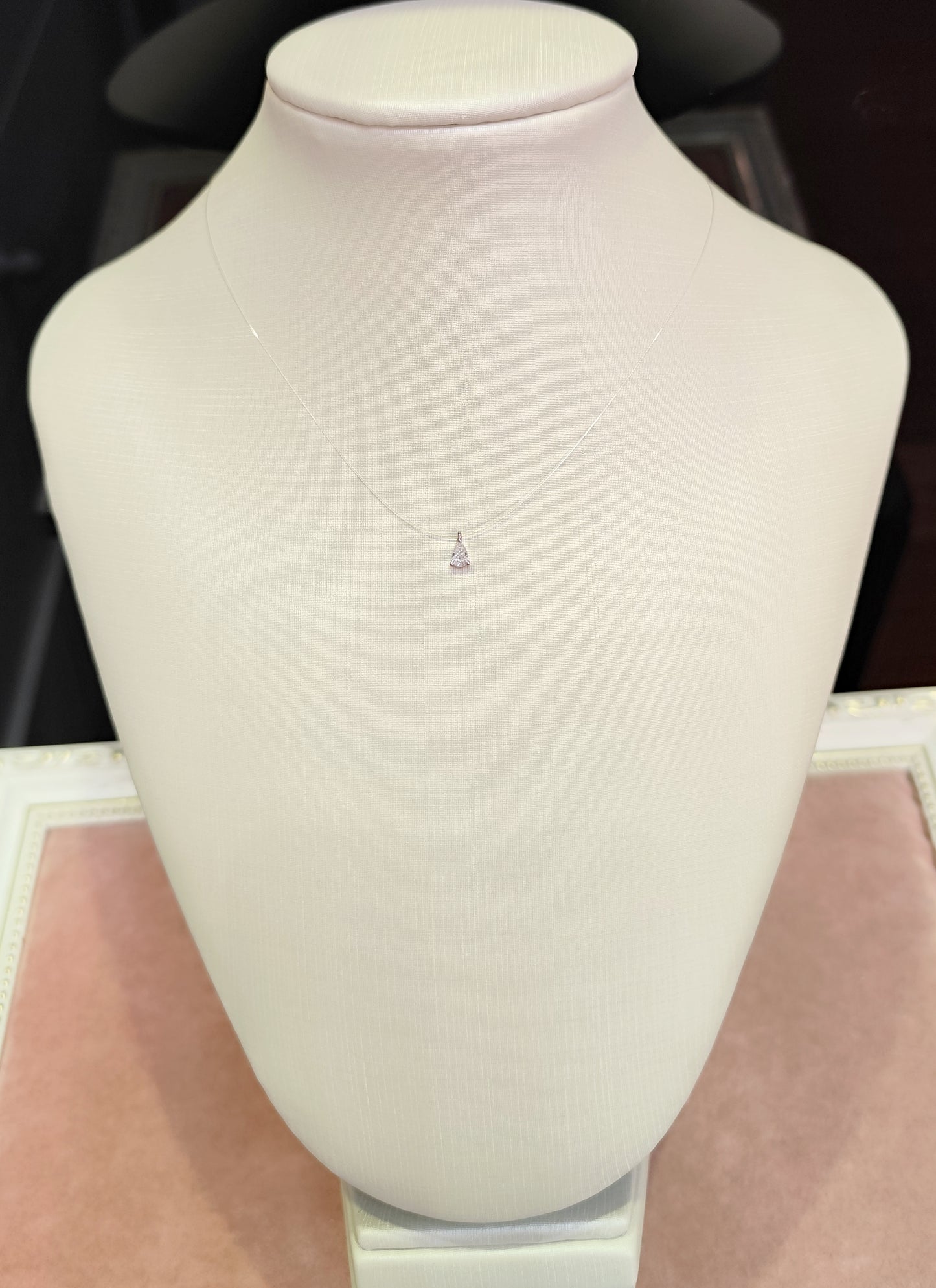 Colar ponto de luz 20B31D7