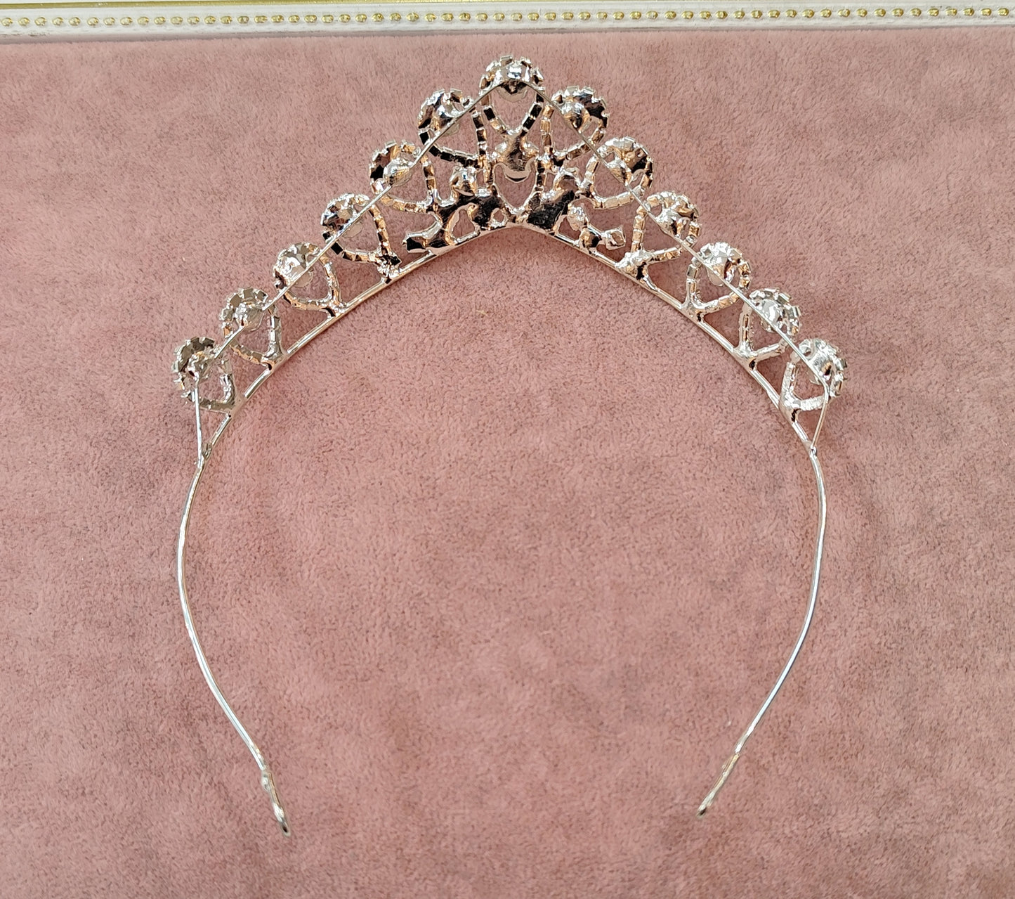 Coroa de daminha com cristal 1E645FE