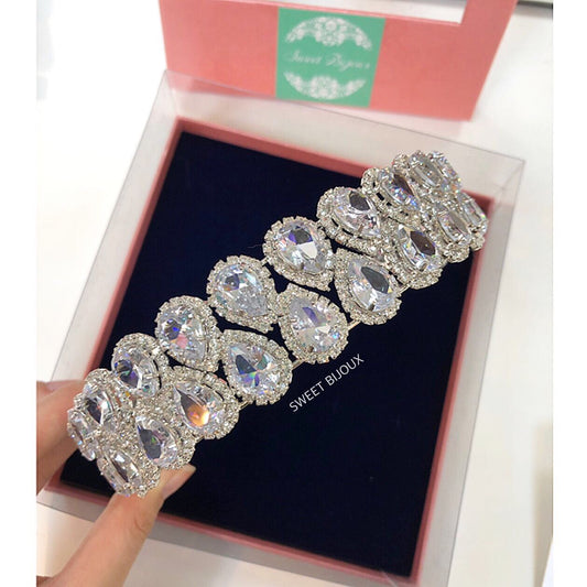 Tiara gota de noiva com zircônia 1368A7F