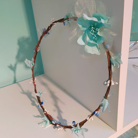 Coroa de flor arteficiais 136003F