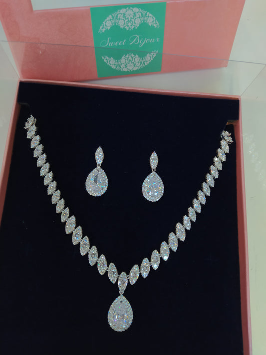Conjunto brinco e colar de zircônia 137CE1F