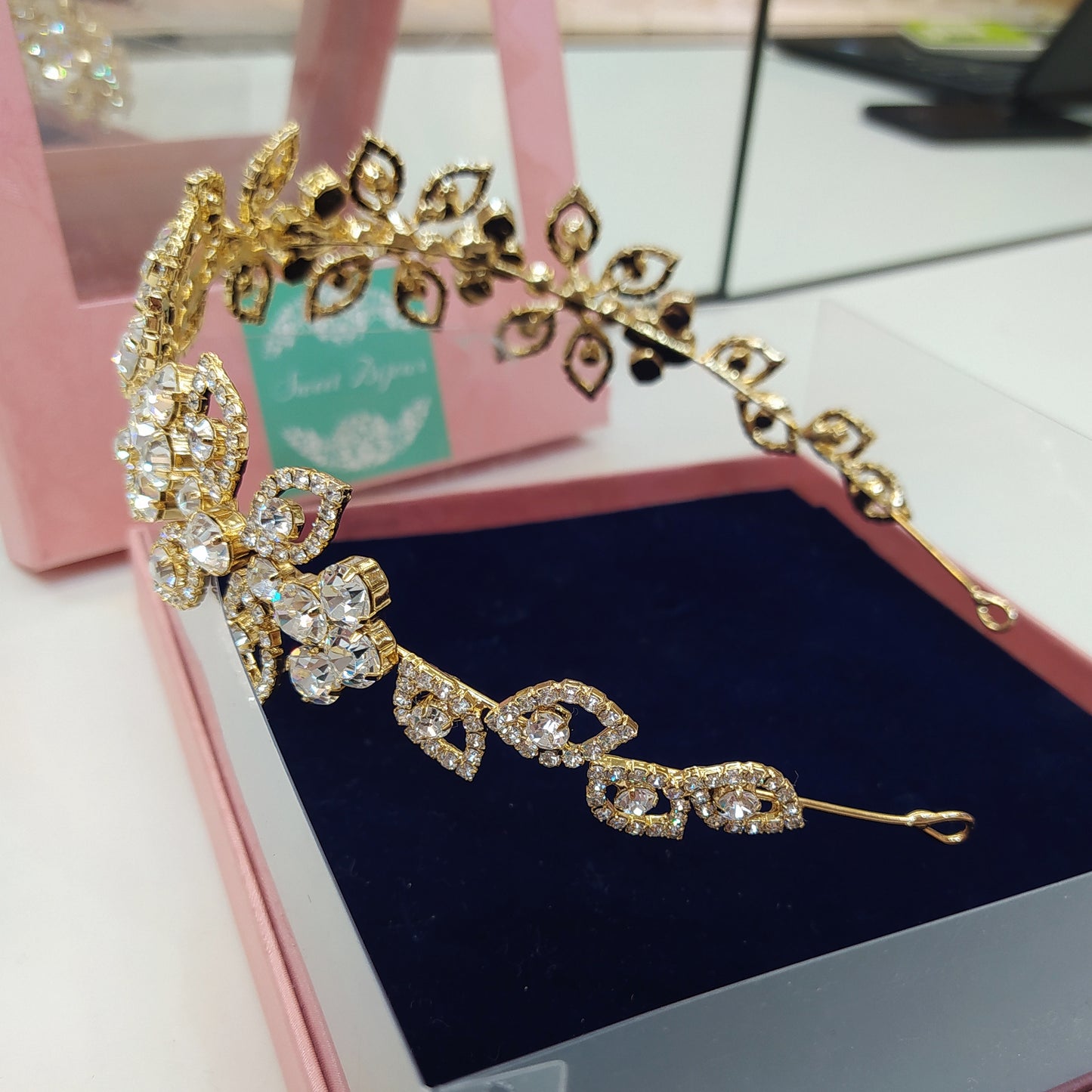 Tiara de noiva com cristais dourada 17B9456