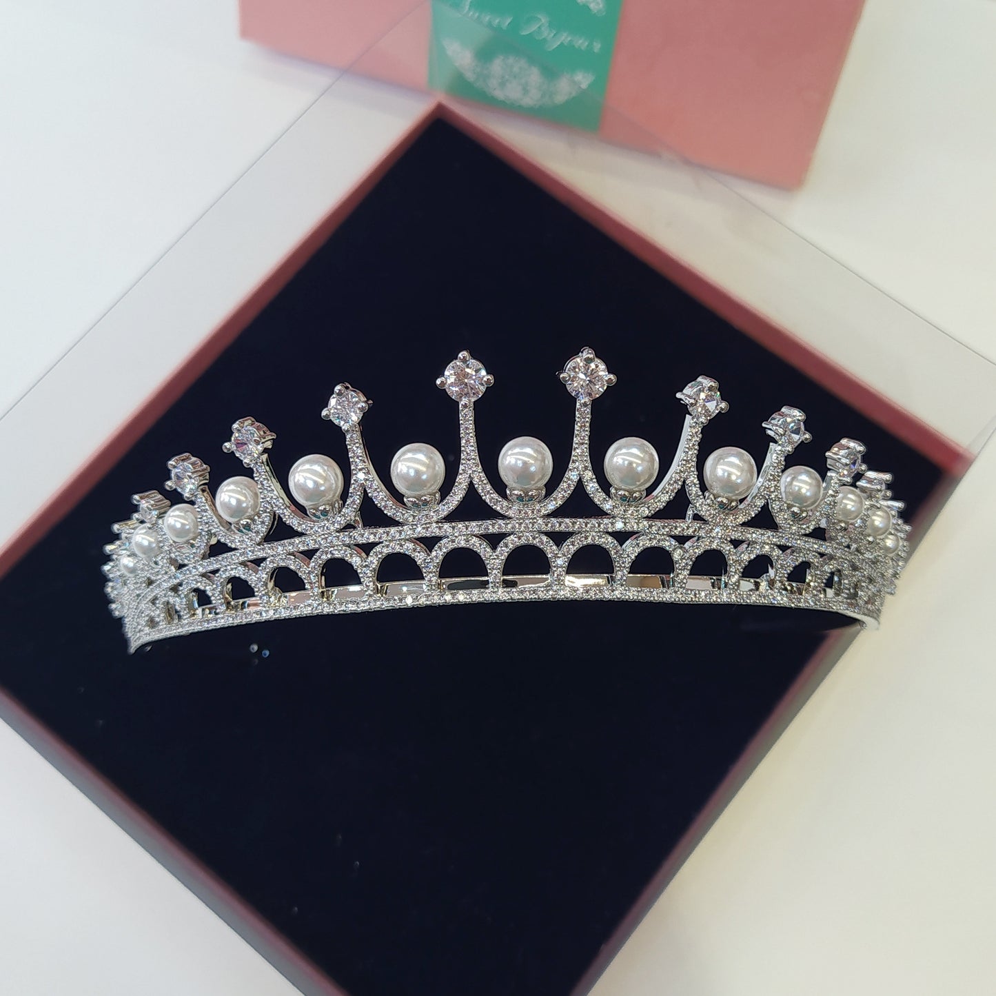 Coroa de noiva de zircônia com pérola 17C9ED6
