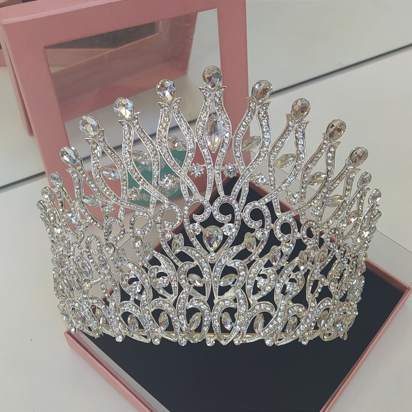 Coroa de miss com cristais 1AE28FB
