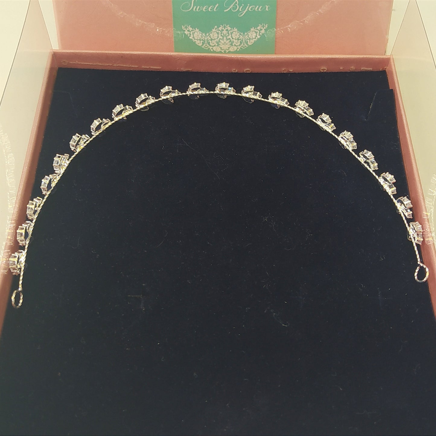 Tiara maleável de folhas de zircônia 1AF0FF6