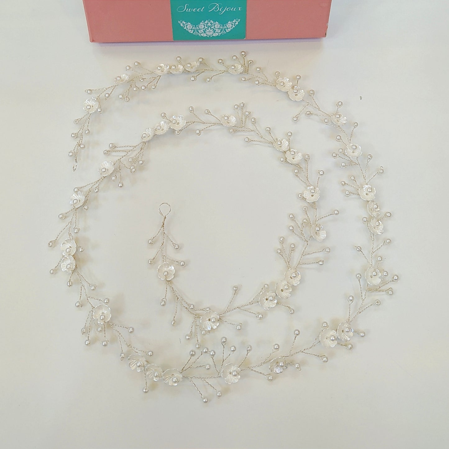 Fio de flor e pérola 1AEFA31
