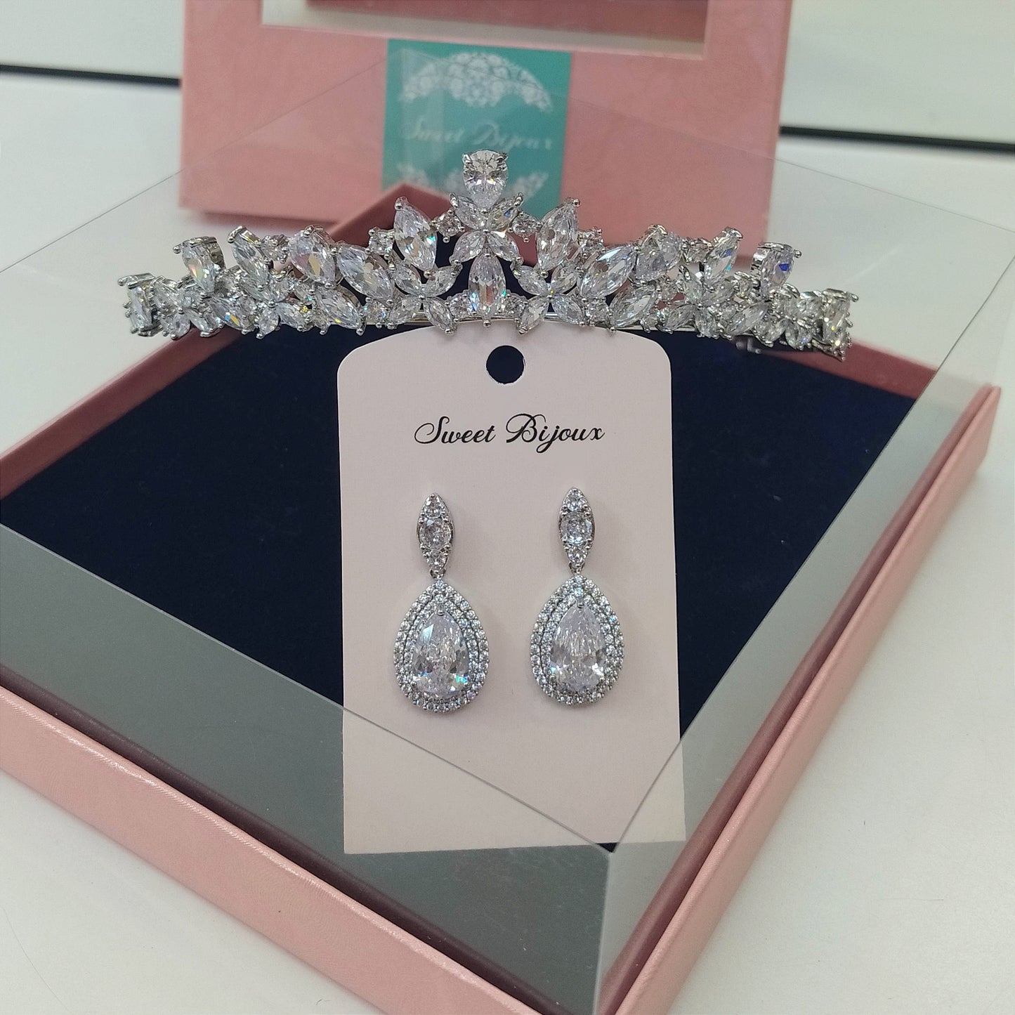 Conjunto coroa e brinco 1B95F34