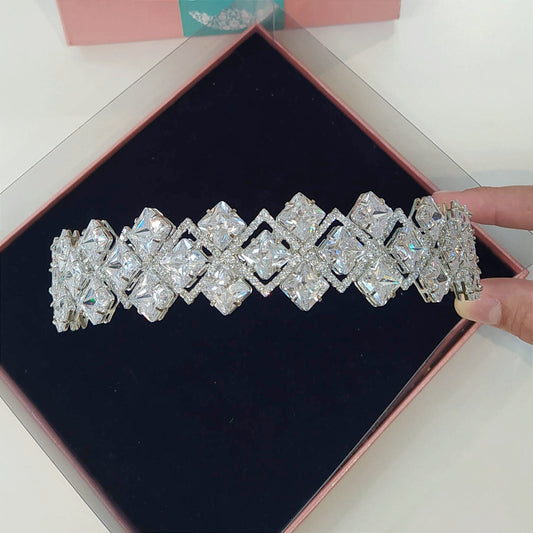 Tiara de zircônia 1CE9376