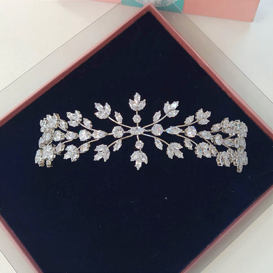 Tiara Maleável de Zircônia 1D78260