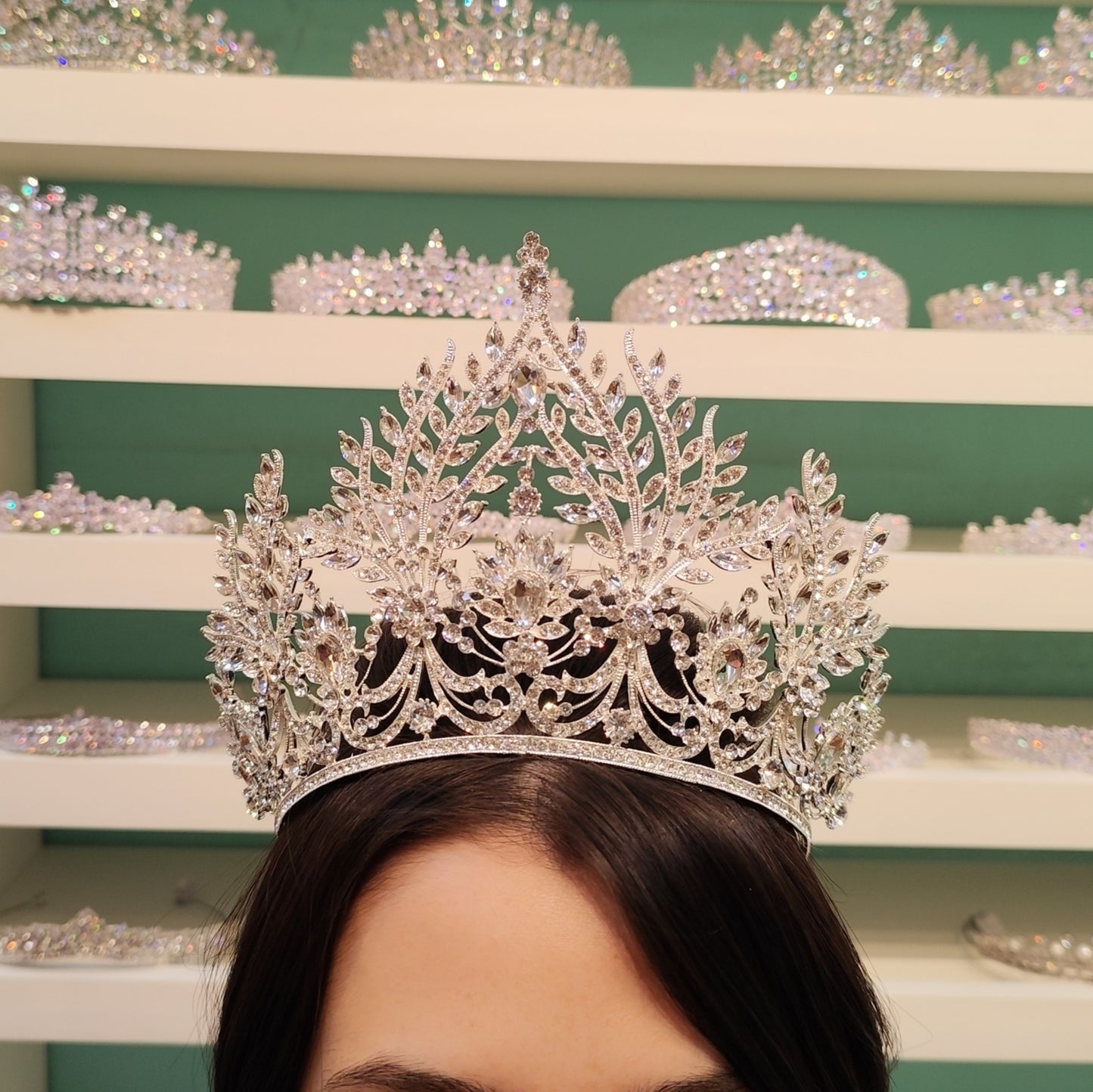 Coroa de miss 2023AC1