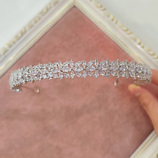 Tiara de zircônia 2032909