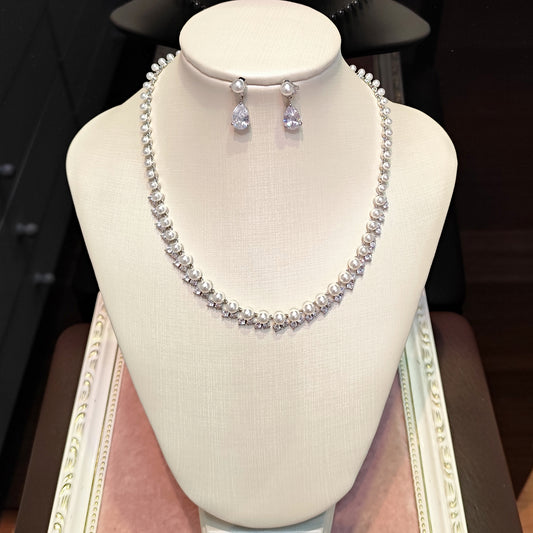 Conjunto Colar e Brinco de Pérola com Zircônia 2073389