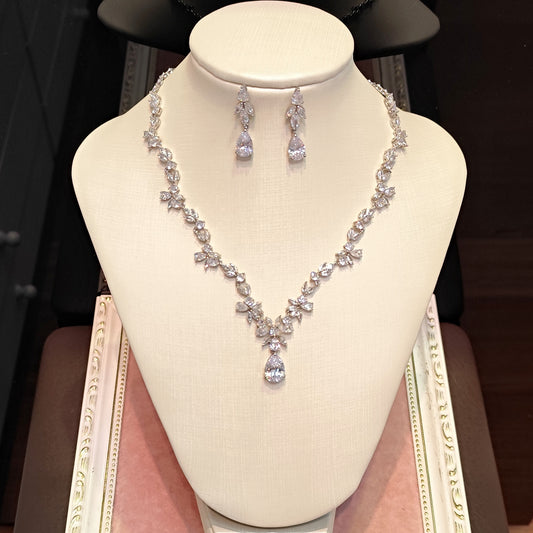 Conjunto Colar e Brinco de Zircônia 2073427
