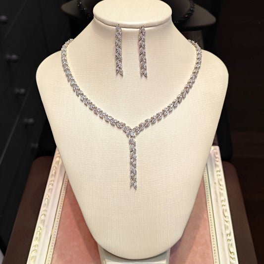Conjunto brinco e colar de zircônia 137EC38