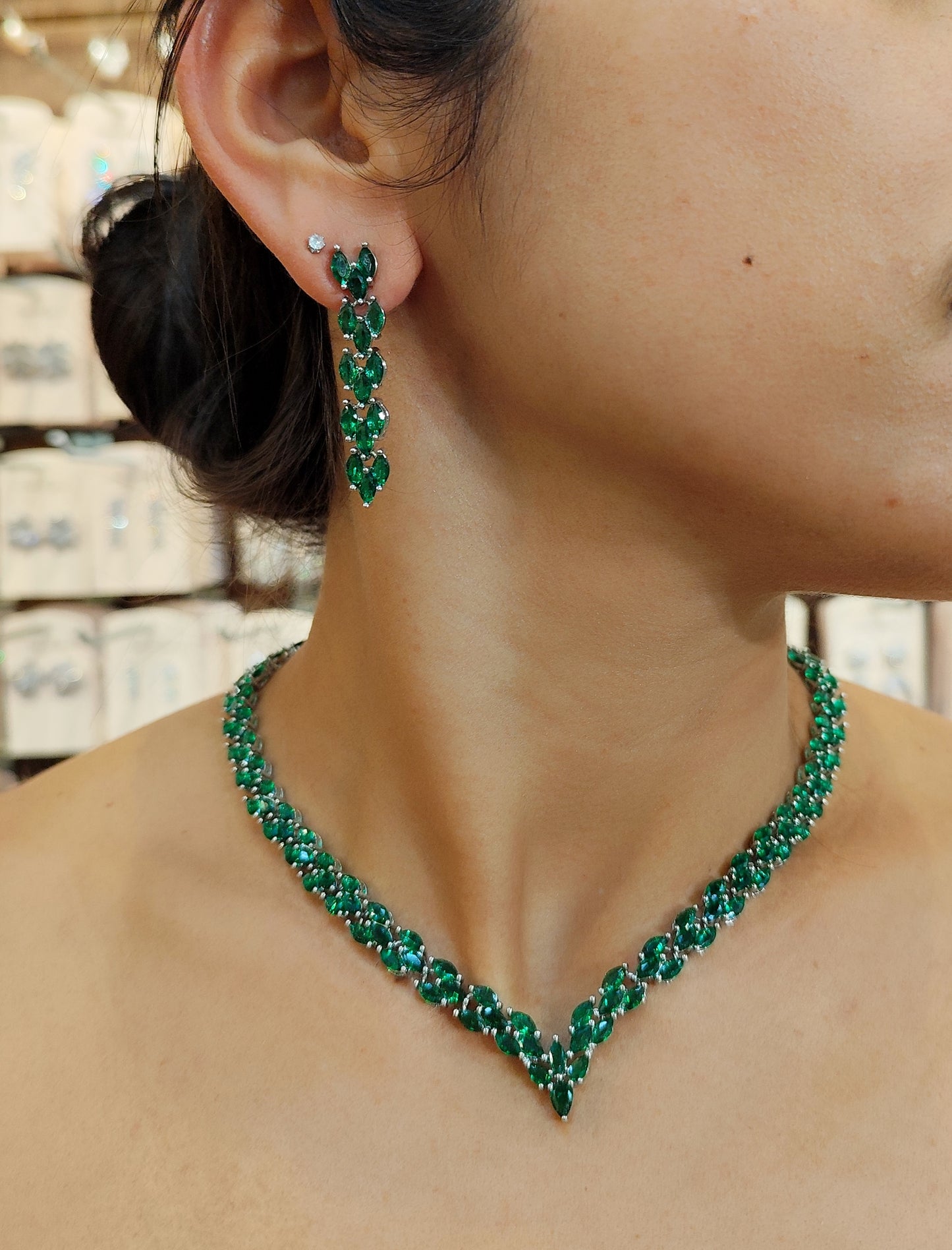 Conjunto colar e brinco de zircônia verde 2075B0F