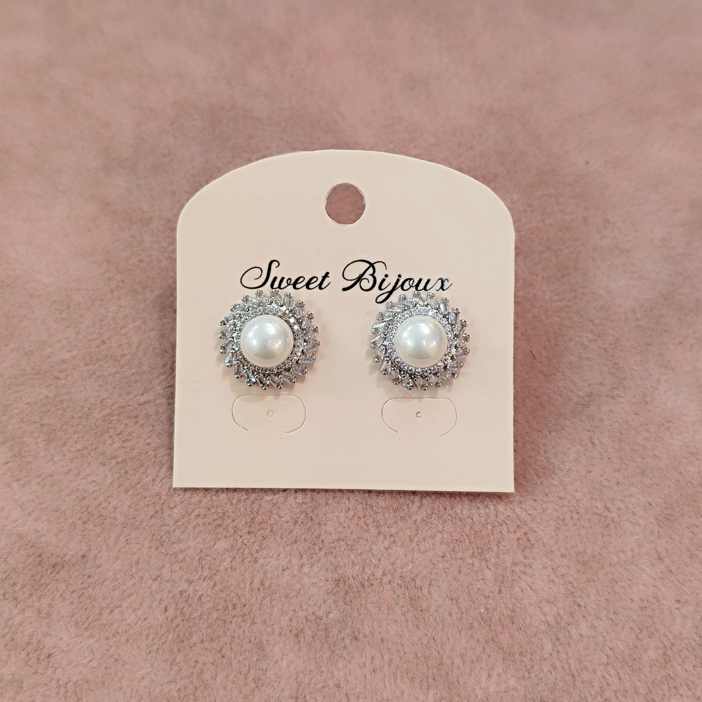 Brinco de pérola com zircônia 20ACBDD