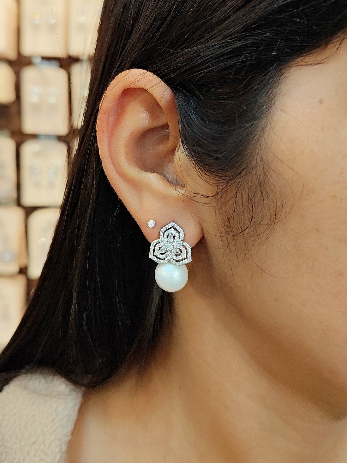 Brinco de pérola com zircônia 20ACD52