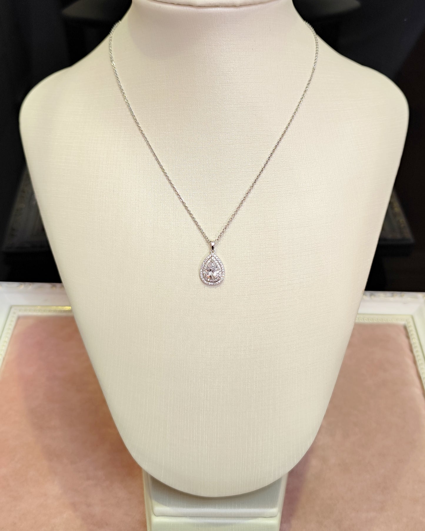 Colar de zircônia 20AE51B