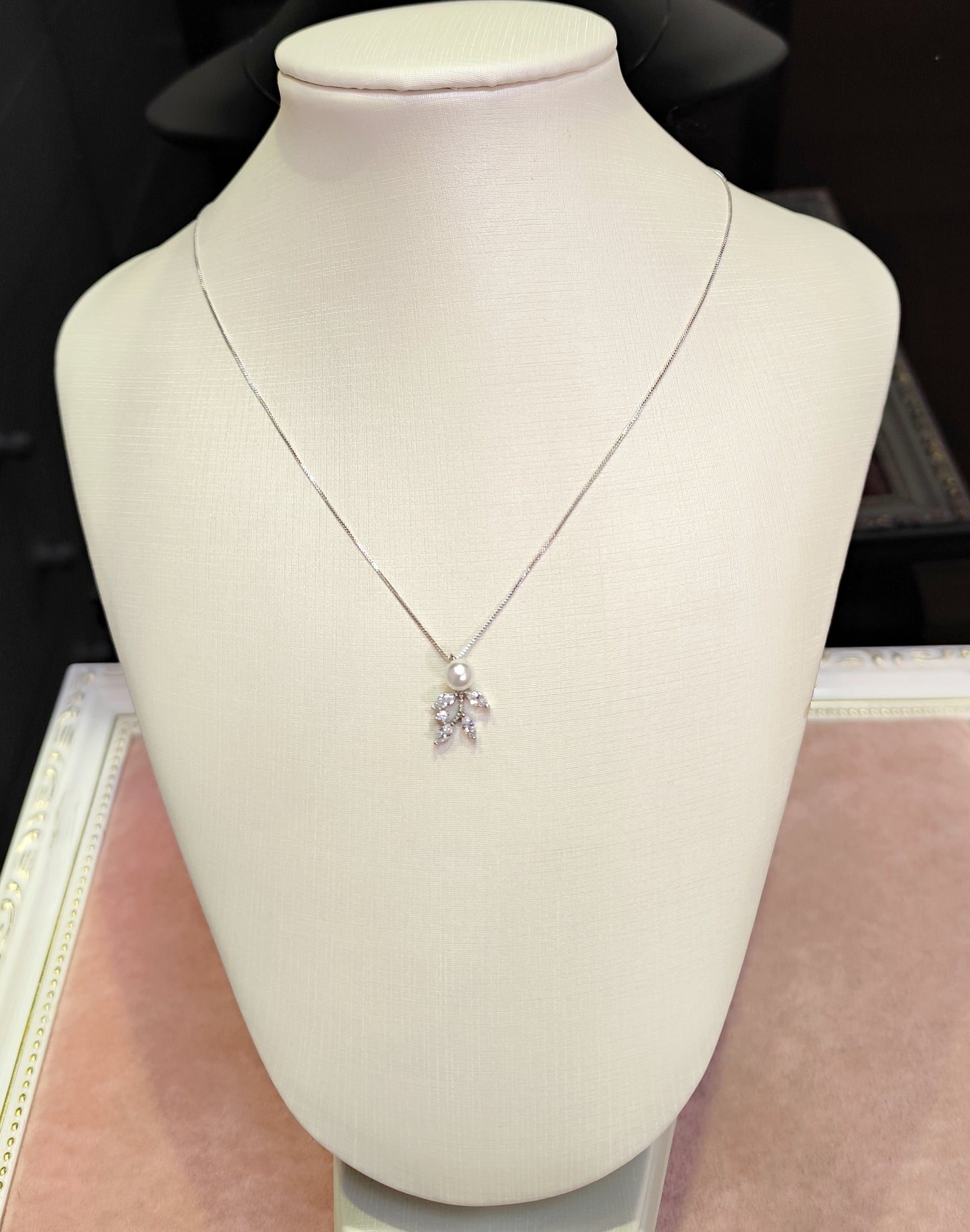 Colar de pérola com zircônia 20B1E1A