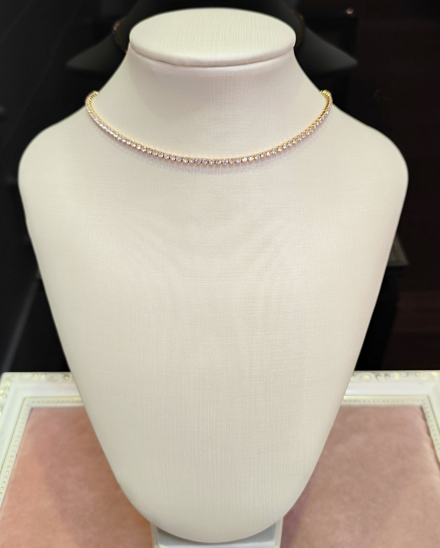 Colar chocker de zircônia dourado 20B3127