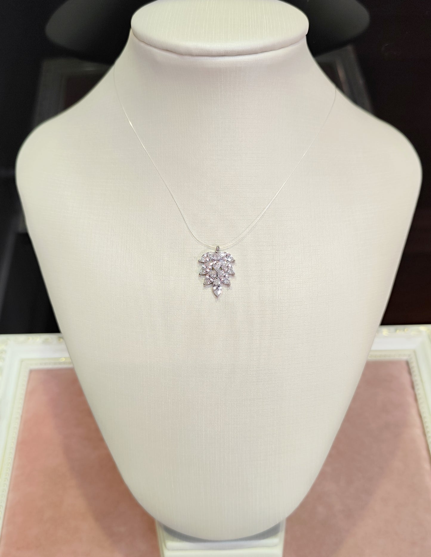 Colar ponto de luz 20B3176