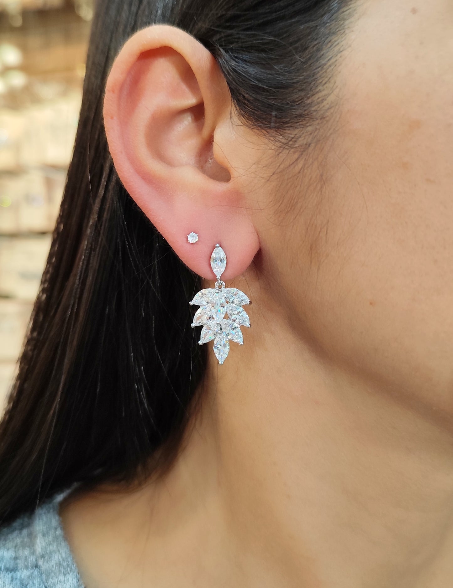 Brinco navete de zircônia 1589FA8