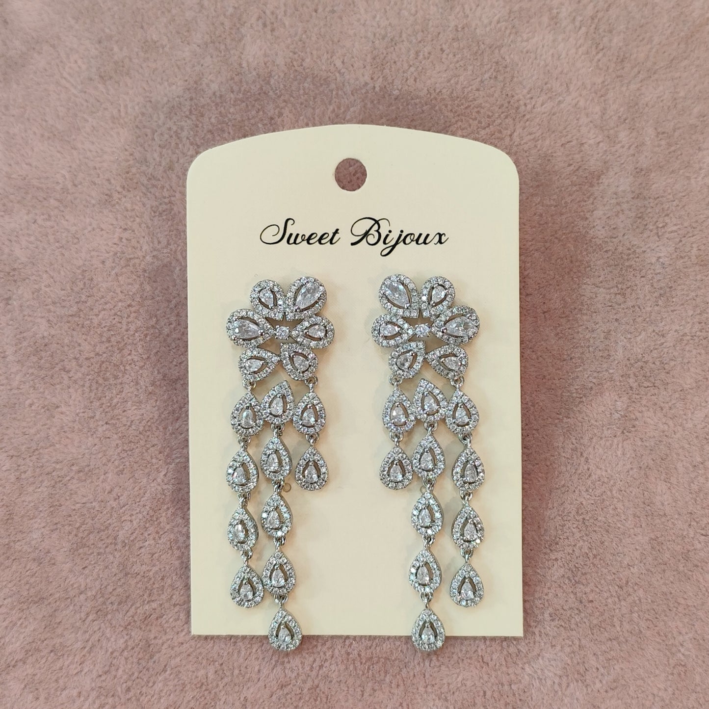 Brinco de zircônia 1D5864D