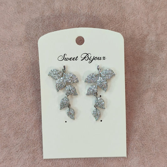 Brinco folhas de zircônia 1D4DADE