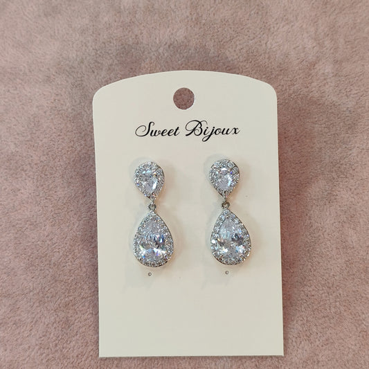 Brinco Gota de Zircônia 1ABE4AD