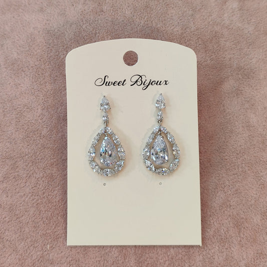 Brinco de zircônia 1D655A9