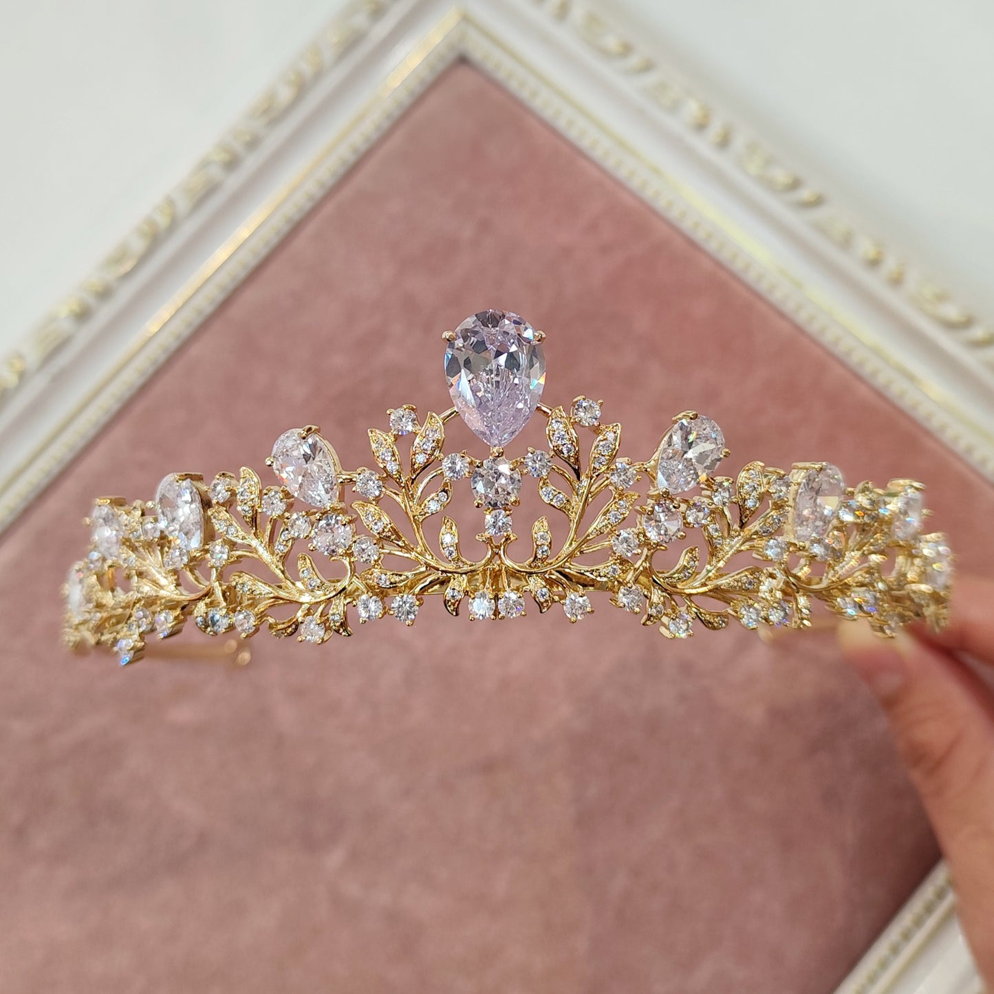 Coroa de noiva de zircônia 17CA0DF