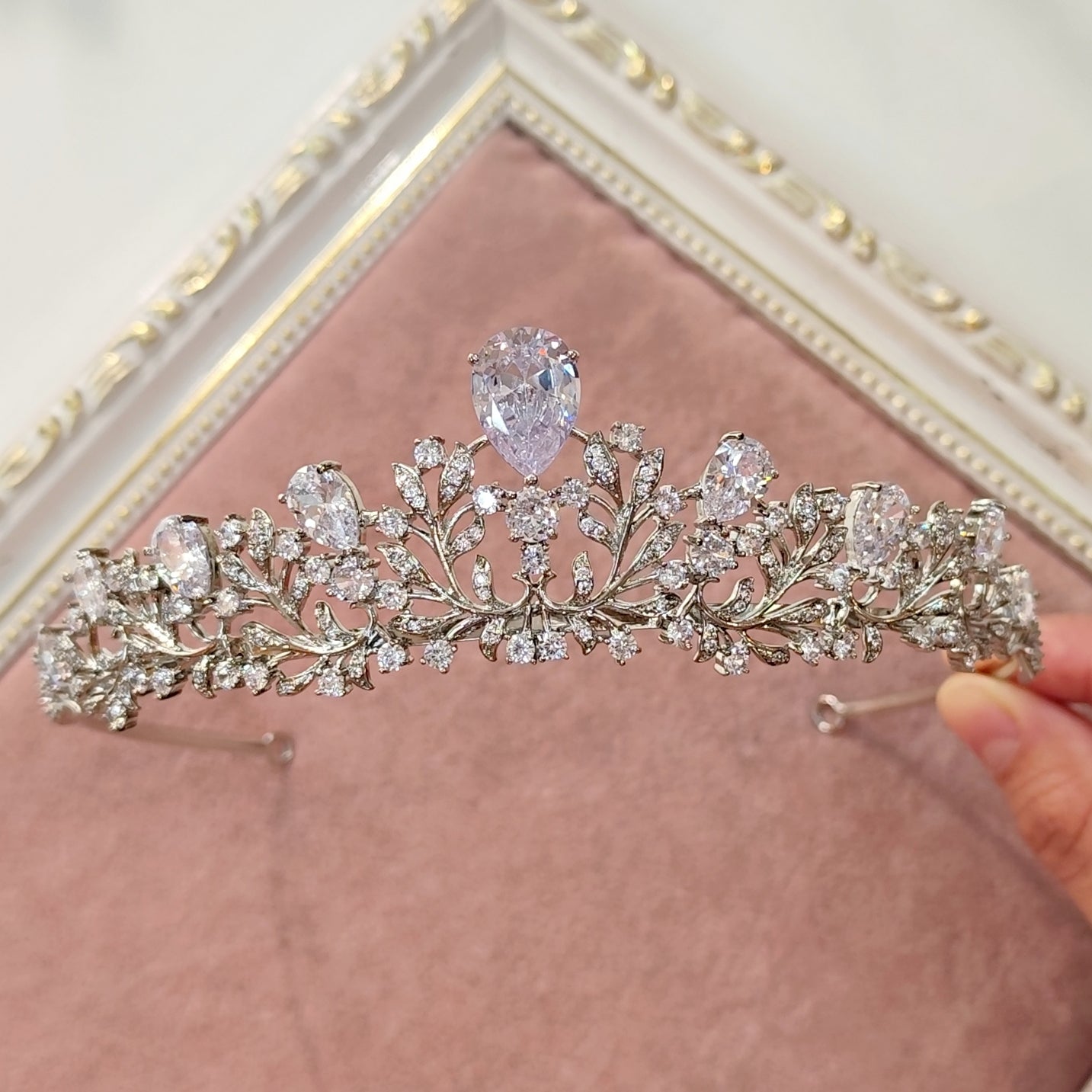 Coroa de noiva de zircônia 17CA0DF