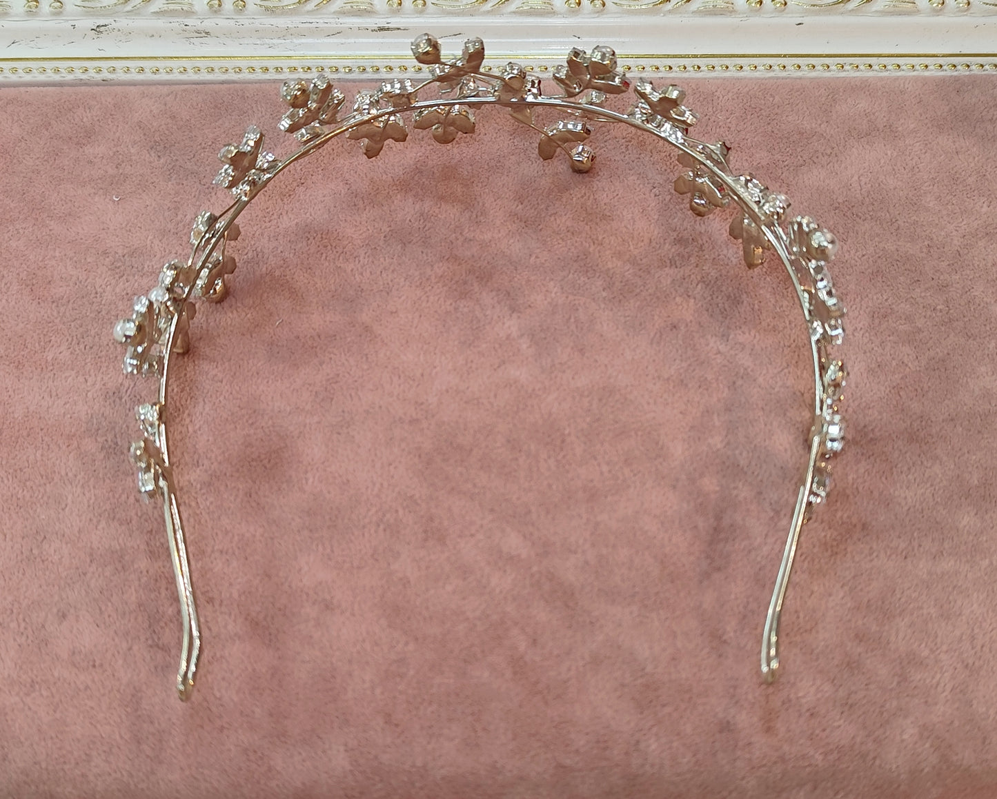 Tiara folhas de zircônia com pérola 1EB4815