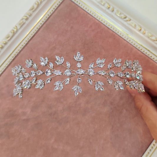 Tiara Maleável de Zircônia 1D78260