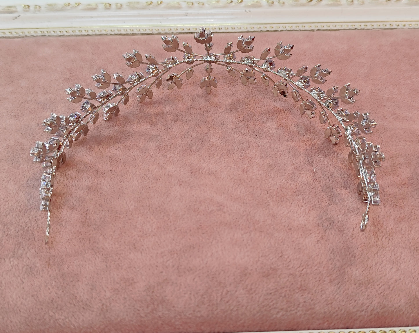 Tiara Maleável de Zircônia 1D78260