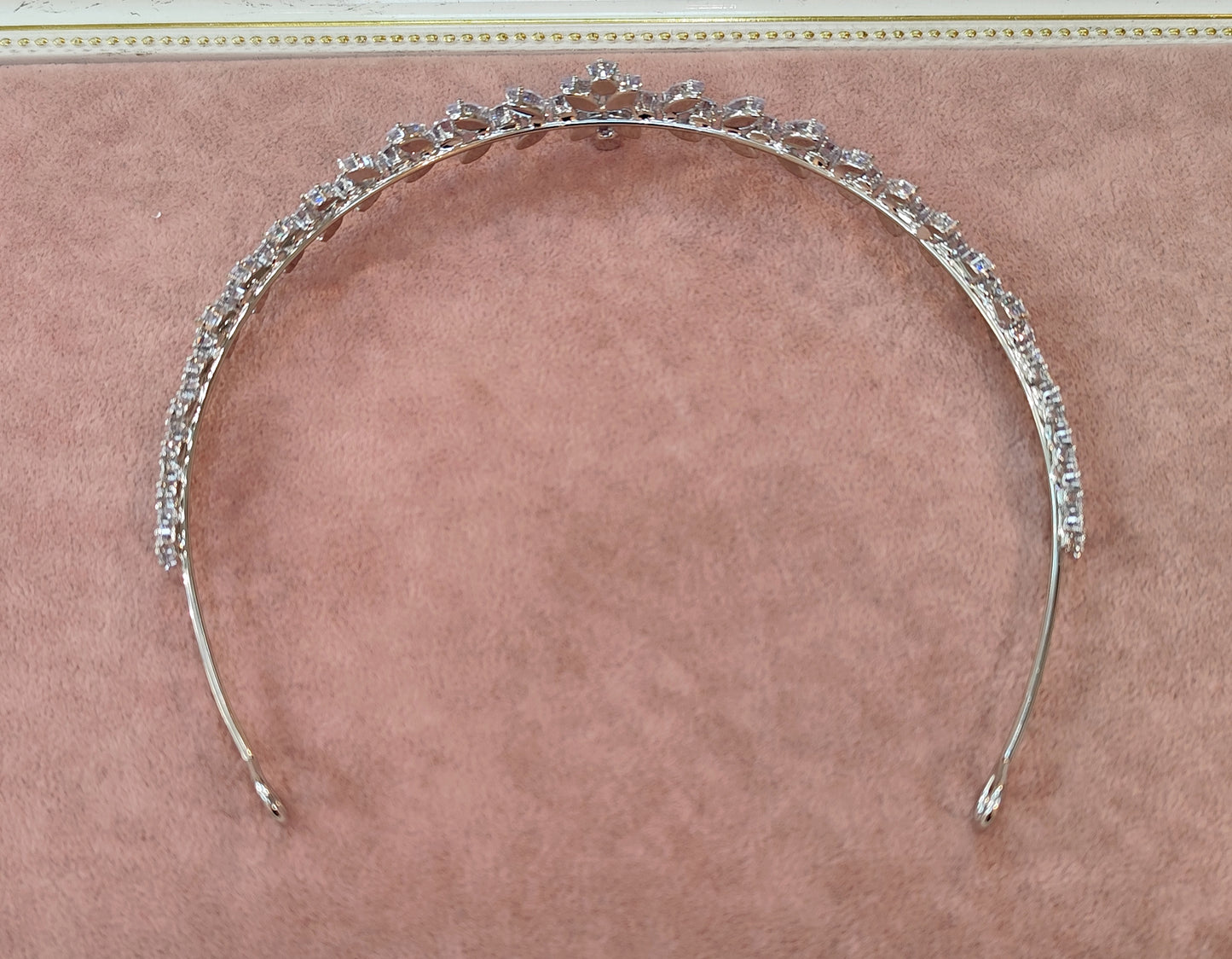 Tiara de zircônia 1D782AD