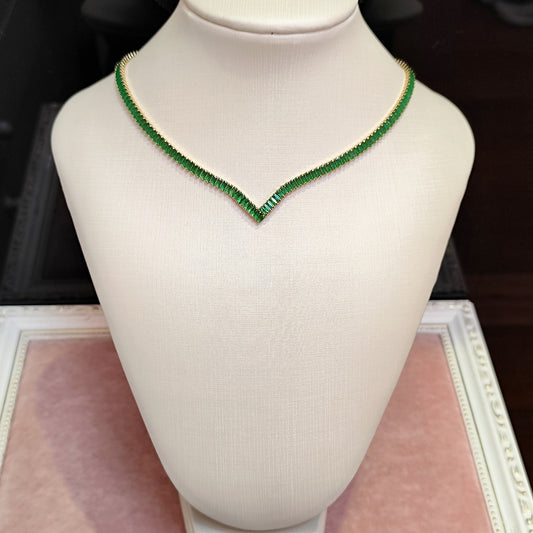 Colar de zircônia verde com dourado 2127619